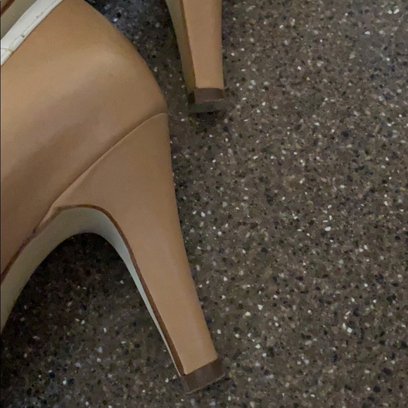 Anne Klein heels - Picture 9 of 10
